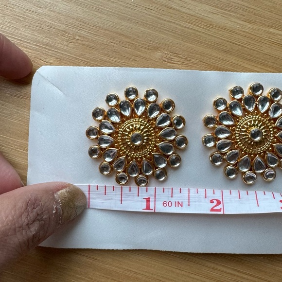 Brand new Limited edition designer Indian ethnic Kundan stud earrings - Picture 3 of 5